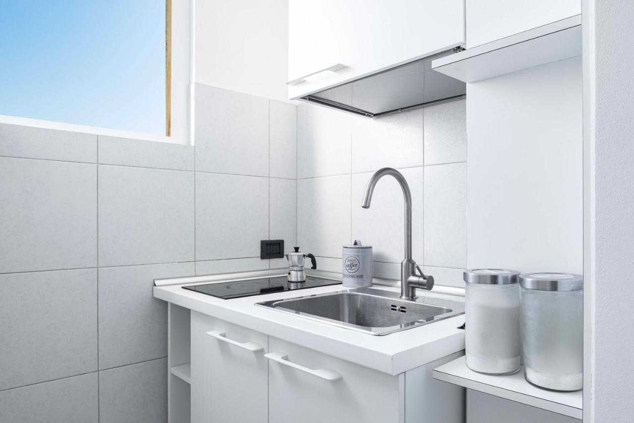Luvi - Alzaia Naviglio Pavese Appartement Milaan Buitenkant foto